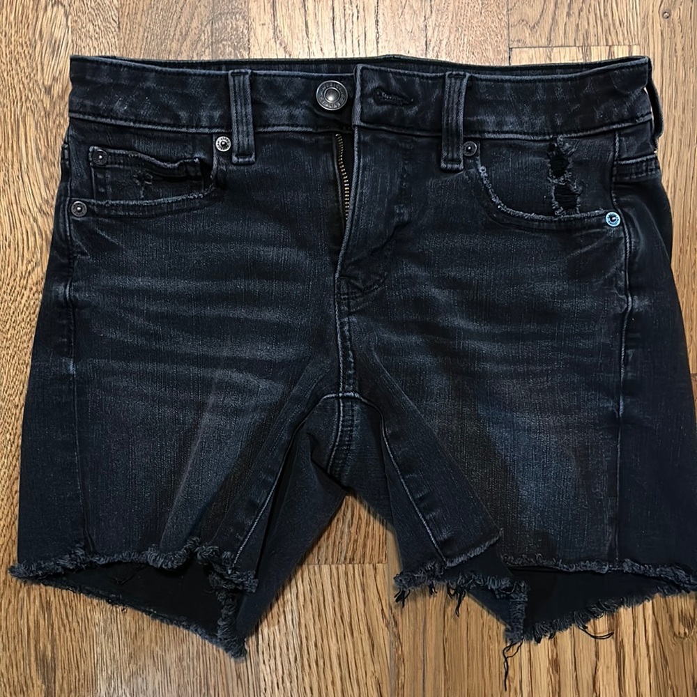 American Eagle Black Shorts Size 4